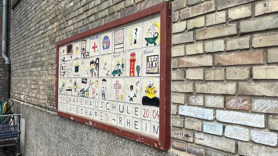 Eltern und Leiter von Grundschulen in Ludwigshafen: Brandbrief ans Land